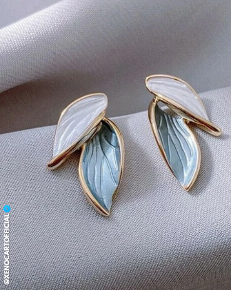 Elegant Leaf-Inspired Stud Earrings